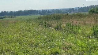 Я увидел голую 18-летнюю девку на самокате, пикапнул и выебал ее на природе