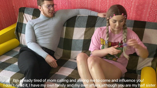 Стонет смотреть секс видео онлайн