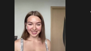 Порно актриса Bella Mur