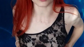 Русская неверная жена сняла для своего куколда порно с любовником на диване