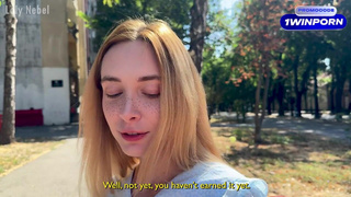 Трахаться за деньги стесняюсь, да.. Второй раз просто так дам ??