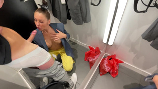 Порно актриса Hungry Kitty