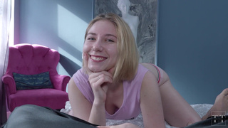 Папочка, я ходила на курсы минета! Хочешь покажу чему научилась?