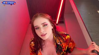 Трахну прямо тут, пока жена не спалила ?? Барменша меня покорила